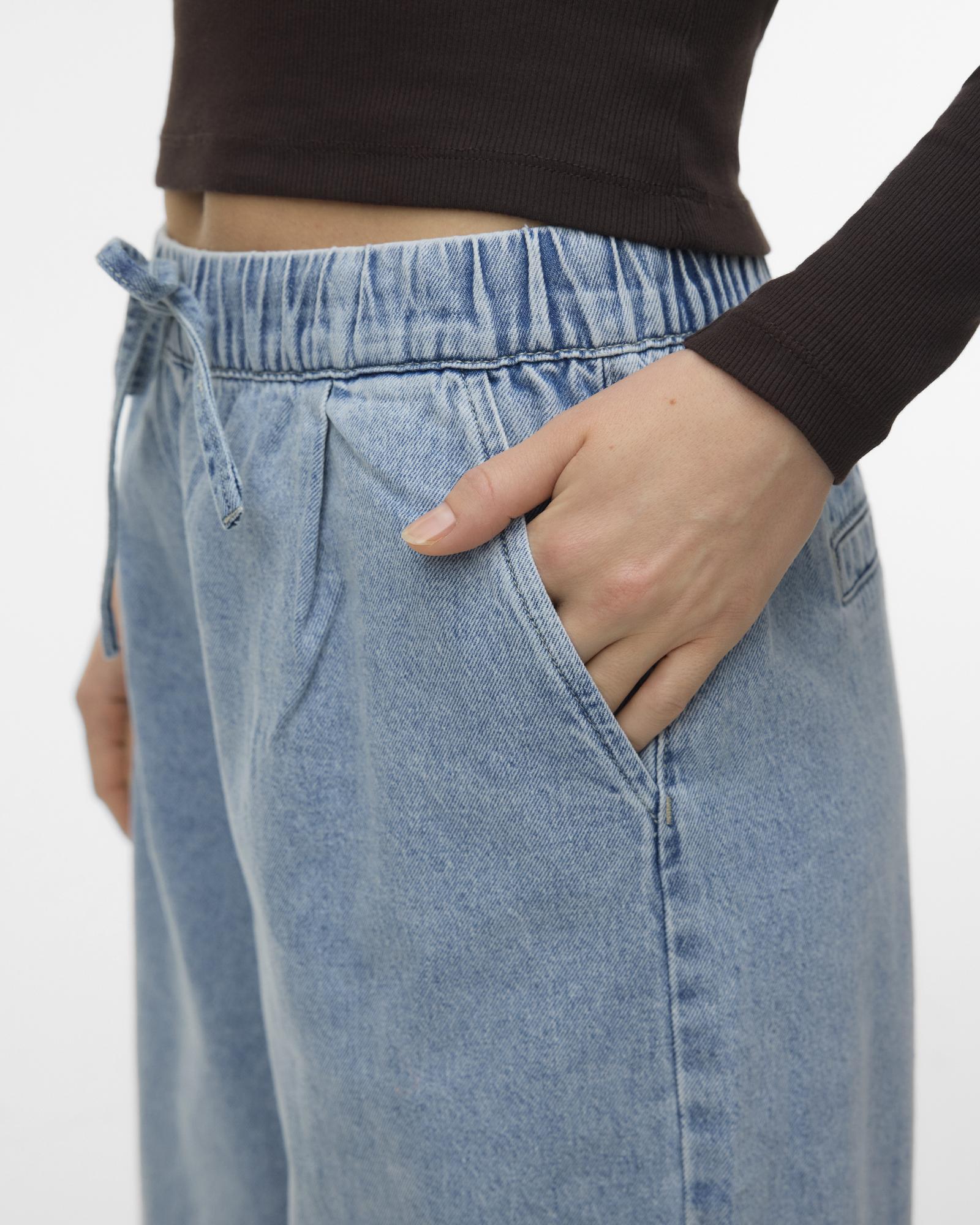VMVALERIA WIDE PULL-ON JEANS